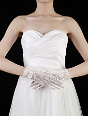 gants de dentelle raffinée