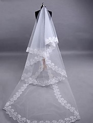 Voile en dentelle brodé